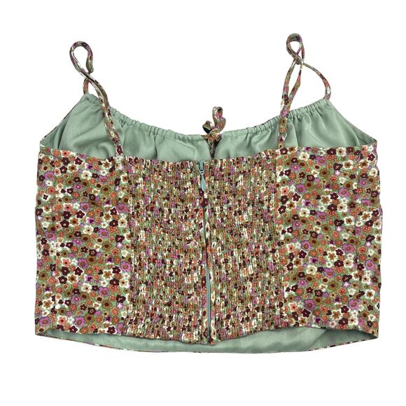 SUNDAY BEST Aritzia Delilah Cropped Floral Camisole Tank Sz Medium - Picture 4 of 6